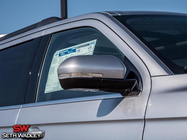 new 2024 Ford Expedition car, priced at $61,402