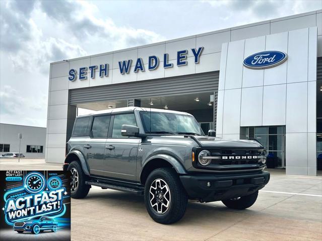 new 2024 Ford Bronco car, priced at $46,307