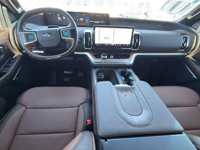 new 2025 Ford Expedition car, priced at $85,897