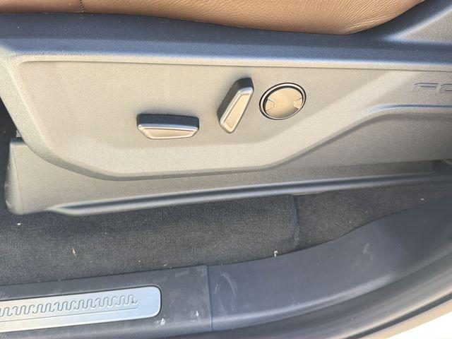 new 2025 Ford Expedition car, priced at $85,897