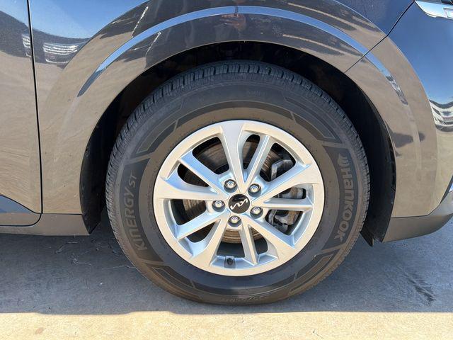 used 2022 Kia Carnival car, priced at $21,943