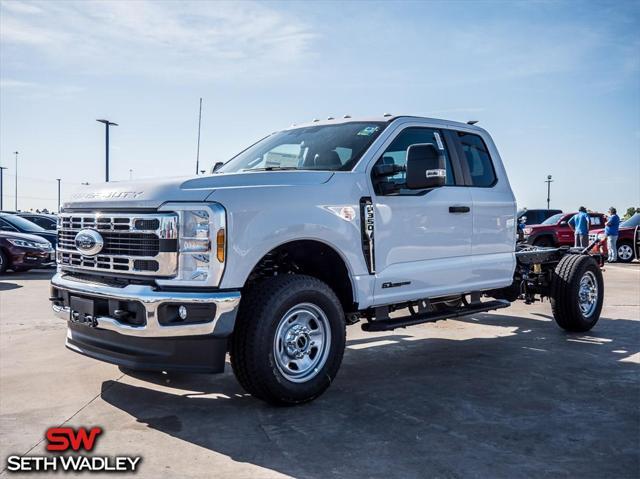 new 2024 Ford F-350 car, priced at $65,772