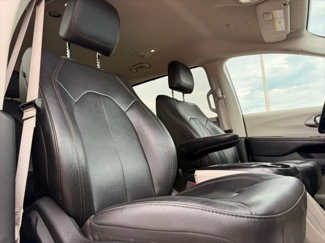 used 2020 Chrysler Pacifica car, priced at $16,400