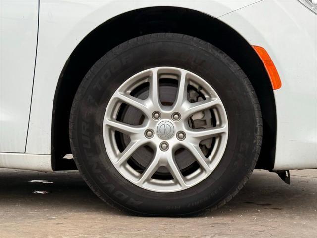 used 2020 Chrysler Pacifica car, priced at $16,400