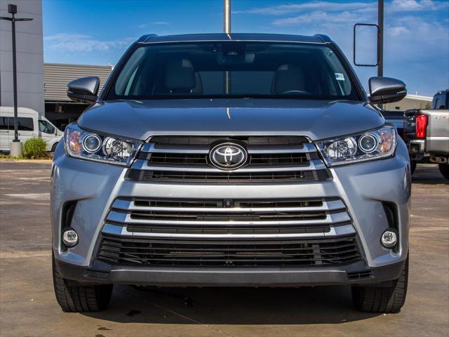 used 2019 Toyota Highlander car, priced at $29,600