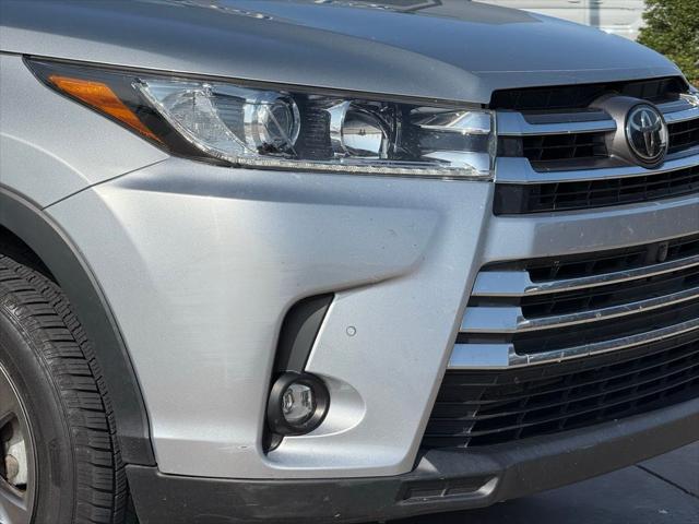 used 2019 Toyota Highlander car, priced at $33,905