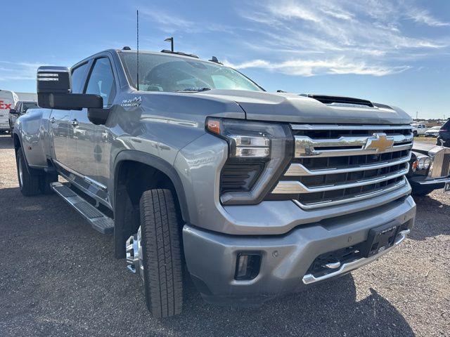 used 2025 Chevrolet Silverado 3500 car, priced at $73,400