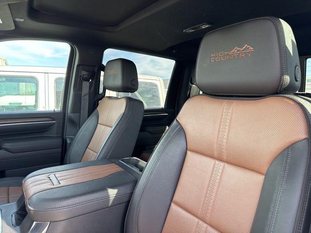 used 2025 Chevrolet Silverado 3500 car, priced at $73,400