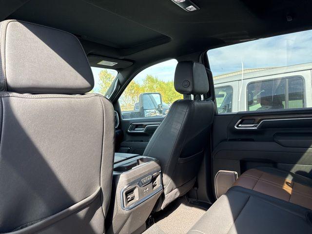 used 2025 Chevrolet Silverado 3500 car, priced at $73,400