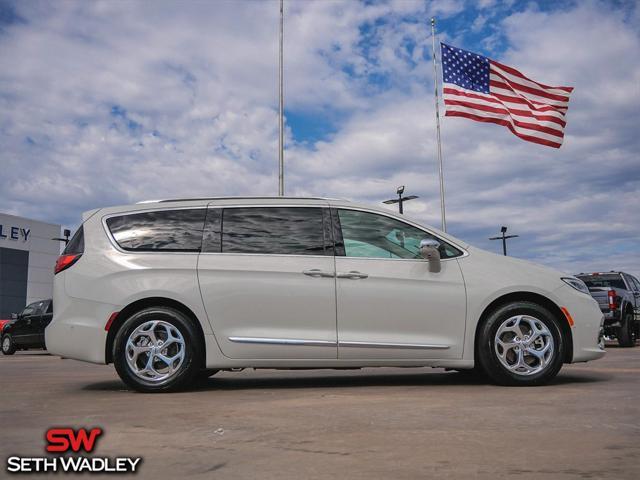 used 2021 Chrysler Pacifica Hybrid car, priced at $28,800