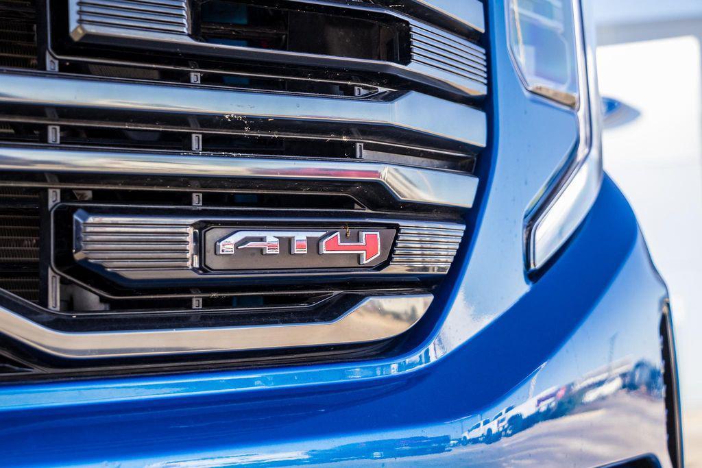 used 2022 GMC Sierra 1500 car, priced at $49,300
