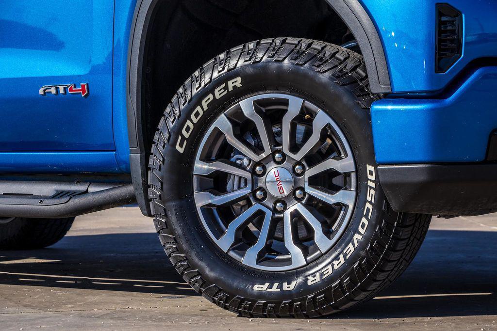 used 2022 GMC Sierra 1500 car, priced at $49,300