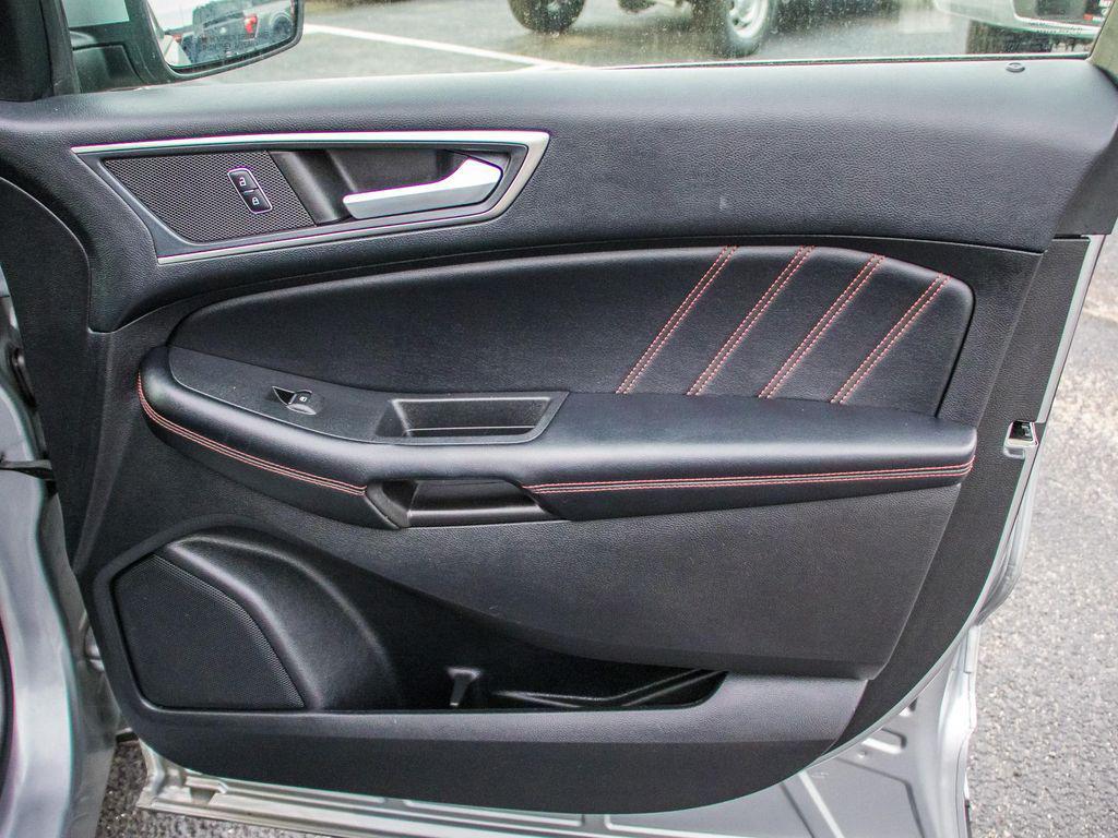 used 2022 Ford Edge car, priced at $26,800