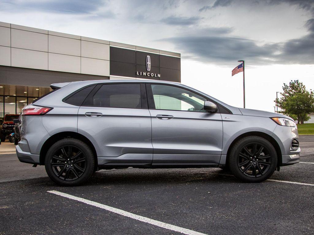 used 2022 Ford Edge car, priced at $26,800