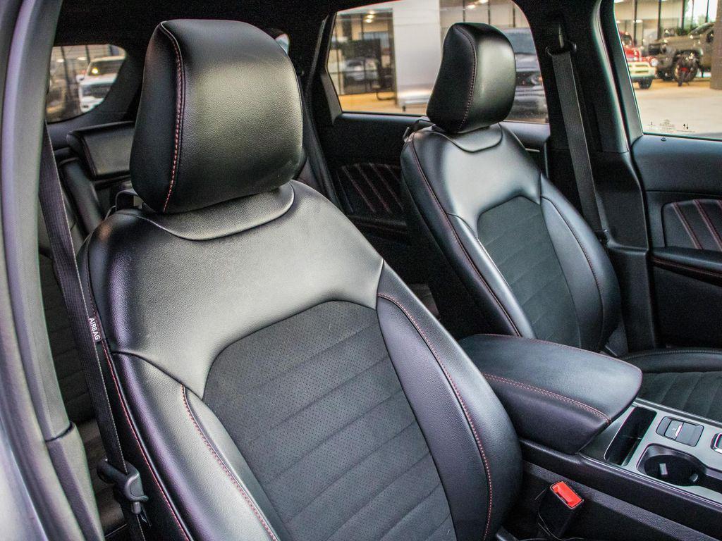 used 2022 Ford Edge car, priced at $26,800