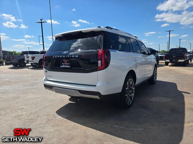 new 2025 Ford Expedition car, priced at $90,990
