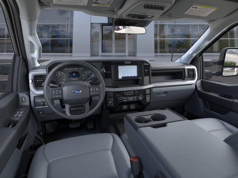 new 2025 Ford F-350 car, priced at $62,593