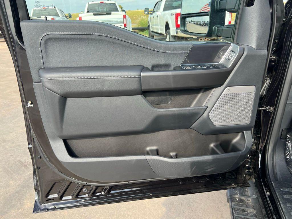 new 2025 Ford F-150 car, priced at $70,897