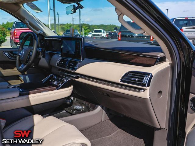 new 2024 Lincoln Navigator car, priced at $96,645