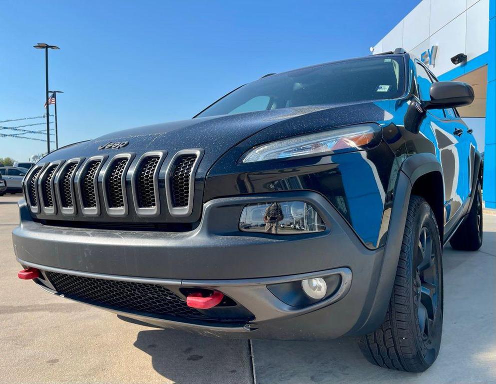 used 2015 Jeep Cherokee car, priced at $14,200