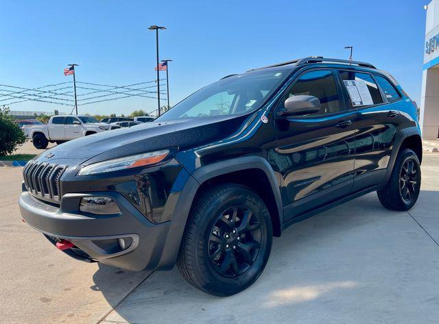 used 2015 Jeep Cherokee car, priced at $14,300