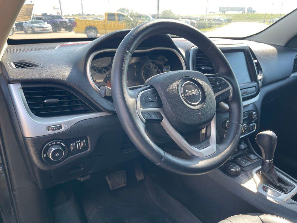 used 2015 Jeep Cherokee car, priced at $14,200