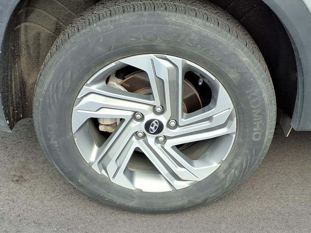 used 2023 Hyundai Santa Fe car, priced at $22,180