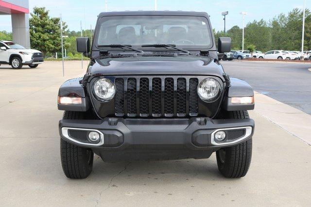 used 2022 Jeep Gladiator car, priced at $31,947