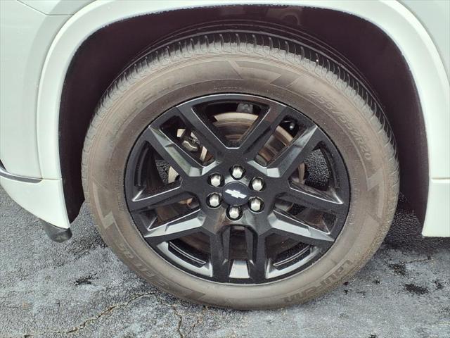 used 2019 Chevrolet Traverse car, priced at $22,997