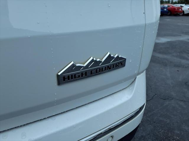used 2019 Chevrolet Traverse car, priced at $22,997