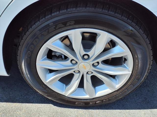 used 2024 Chevrolet Malibu car, priced at $19,398