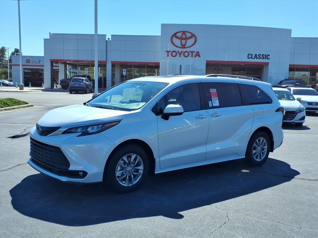 new 2025 Toyota Sienna car, priced at $49,293