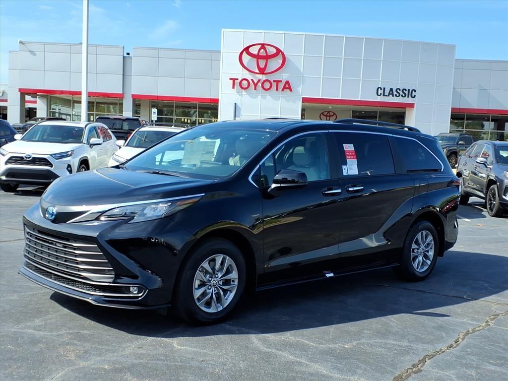 new 2025 Toyota Sienna car, priced at $50,012