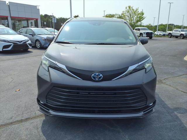 new 2025 Toyota Sienna car, priced at $49,915