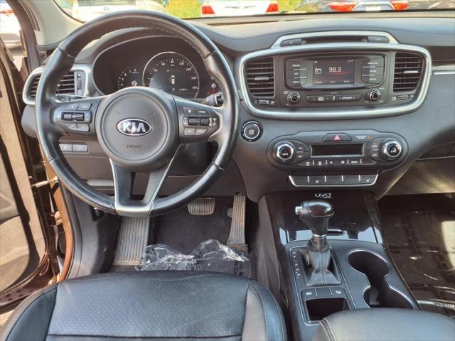 used 2016 Kia Sorento car, priced at $12,998
