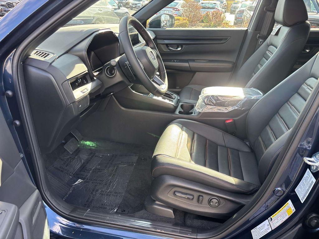 new 2026 Honda CR-V Hybrid car, priced at $41,675