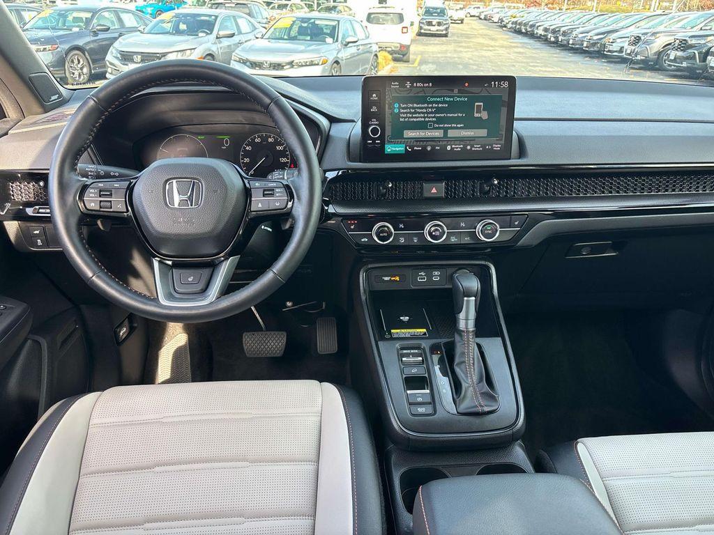 used 2025 Honda CR-V Hybrid car, priced at $38,974