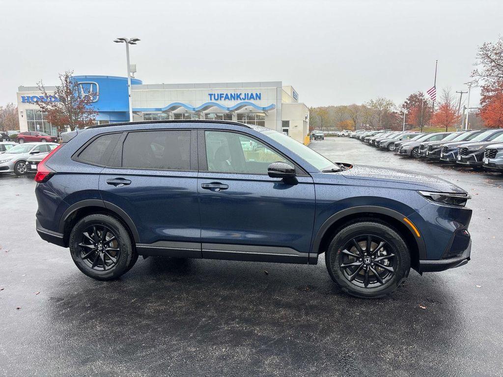 new 2026 Honda CR-V Hybrid car, priced at $41,675