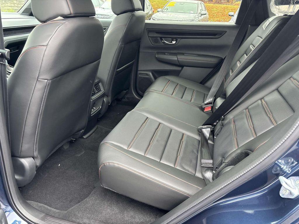 new 2026 Honda CR-V Hybrid car, priced at $41,675