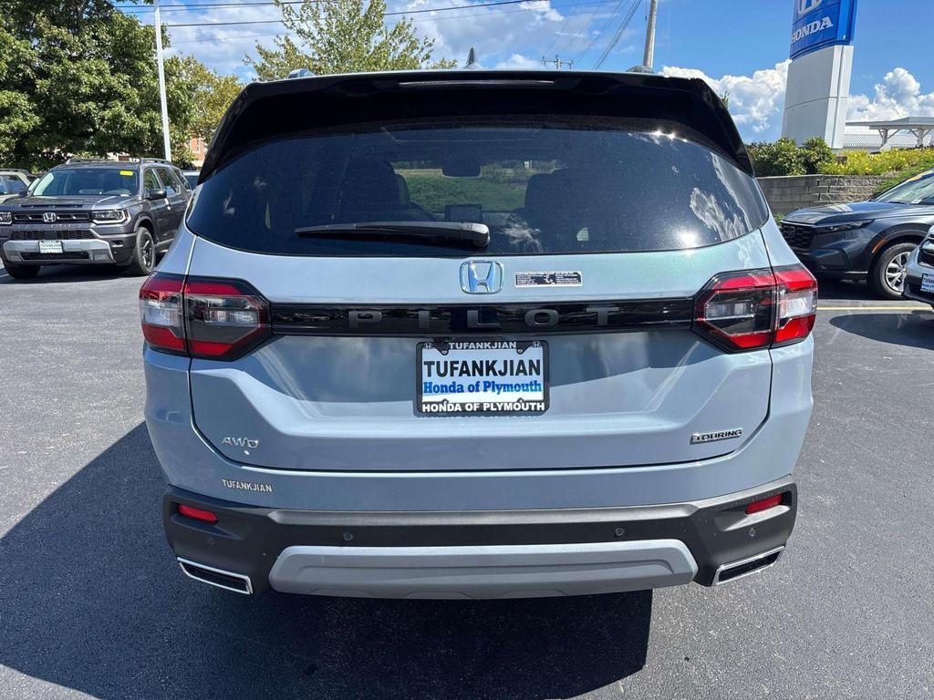 new 2025 Honda Pilot car, priced at $51,550