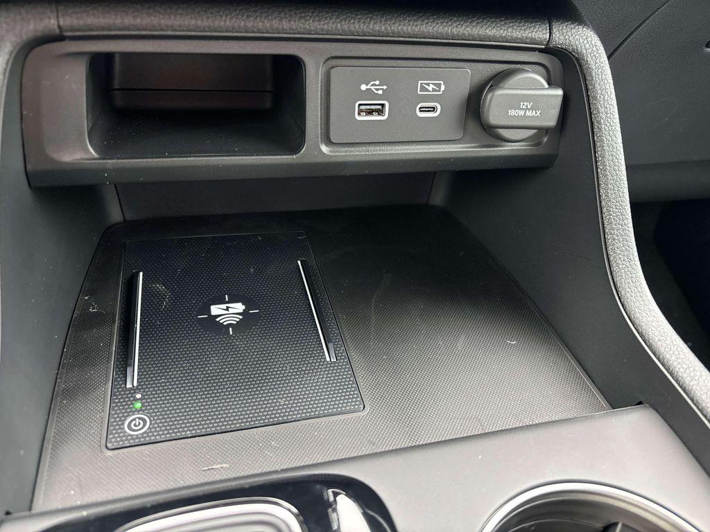 new 2025 Honda Pilot car, priced at $47,095