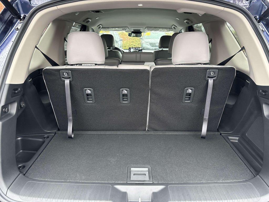 new 2025 Honda Pilot car, priced at $47,095