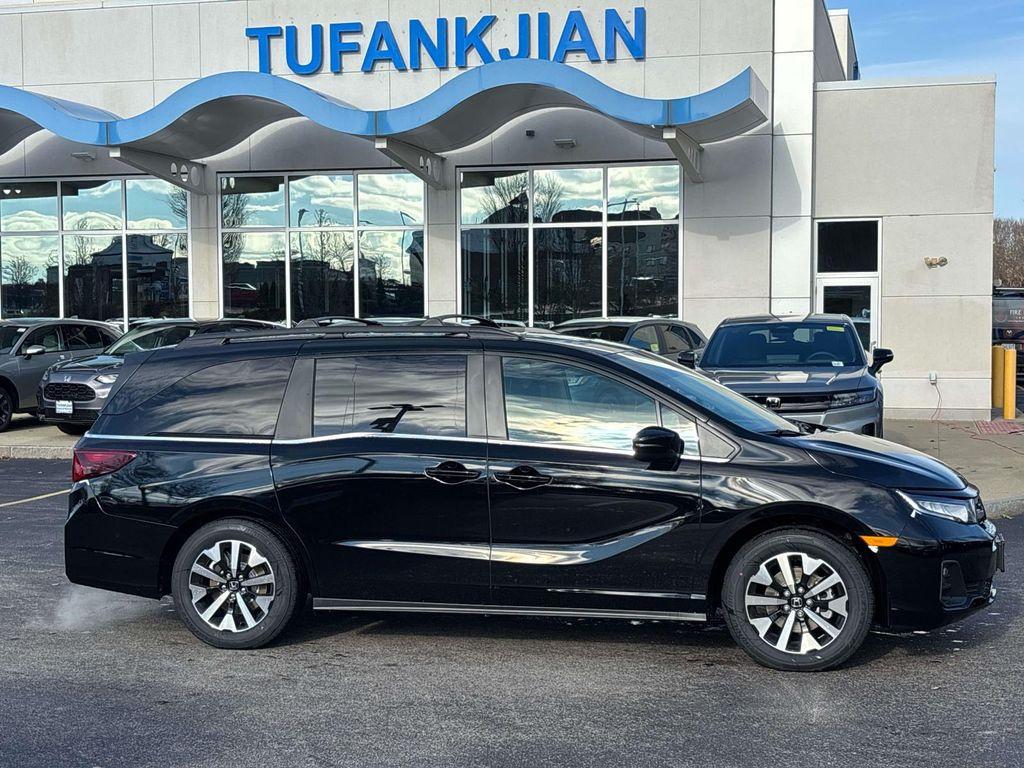 new 2026 Honda Odyssey car, priced at $45,685