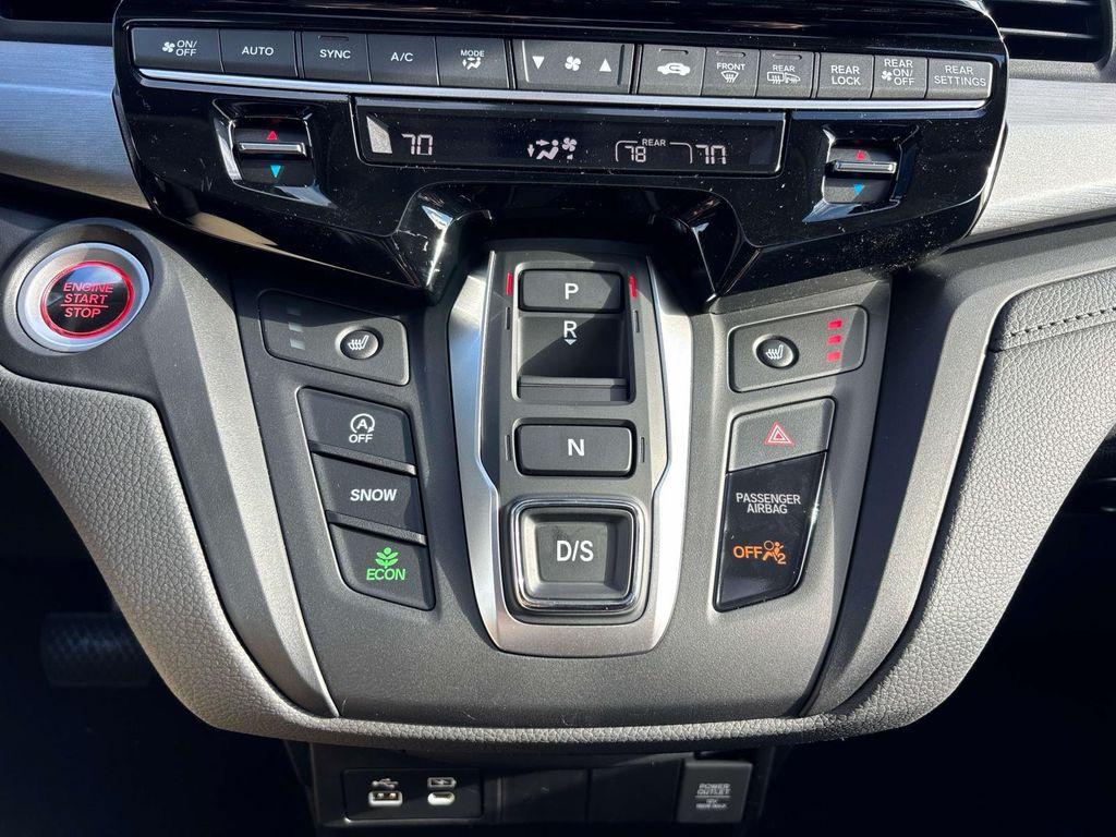 new 2026 Honda Odyssey car, priced at $45,685