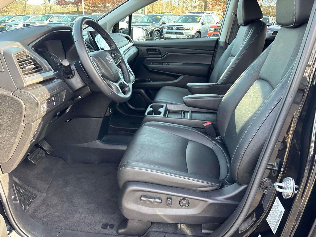 used 2023 Honda Odyssey car, priced at $35,974