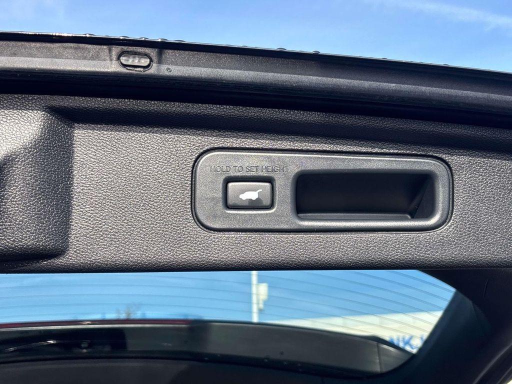 used 2023 Honda Odyssey car, priced at $35,974