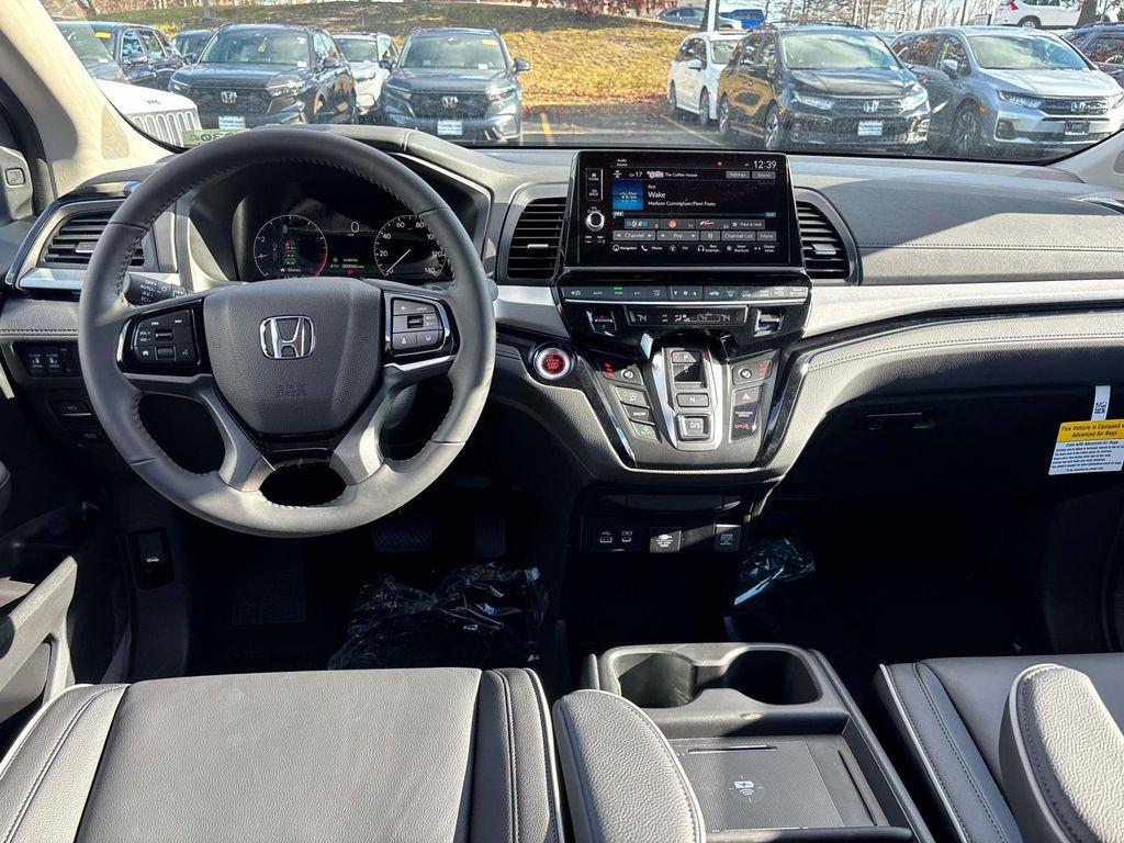 new 2026 Honda Odyssey car, priced at $48,990