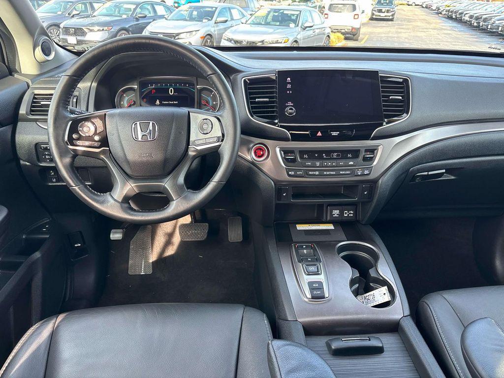 used 2022 Honda Pilot car, priced at $33,987