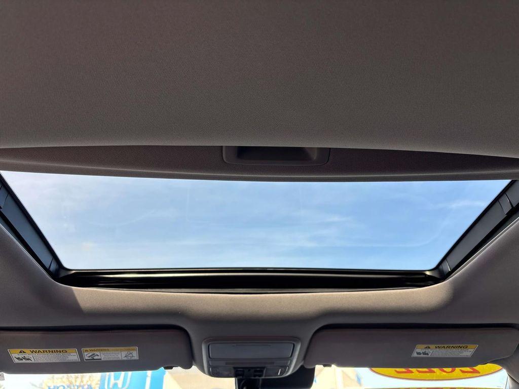 used 2022 Honda Pilot car, priced at $33,987