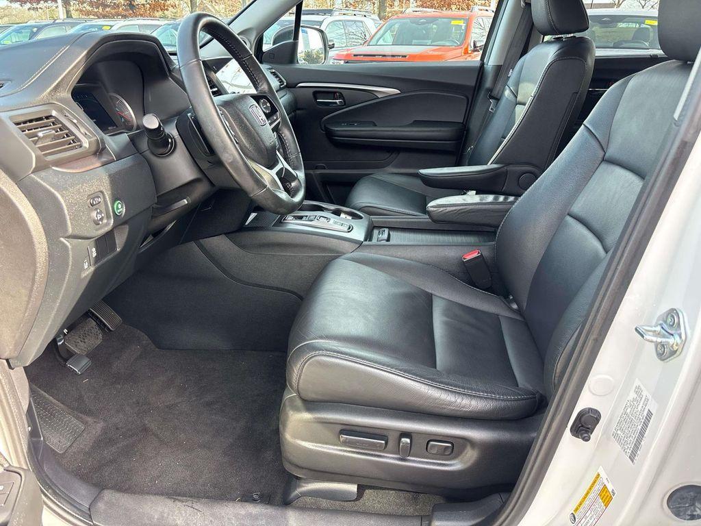 used 2022 Honda Pilot car, priced at $33,987